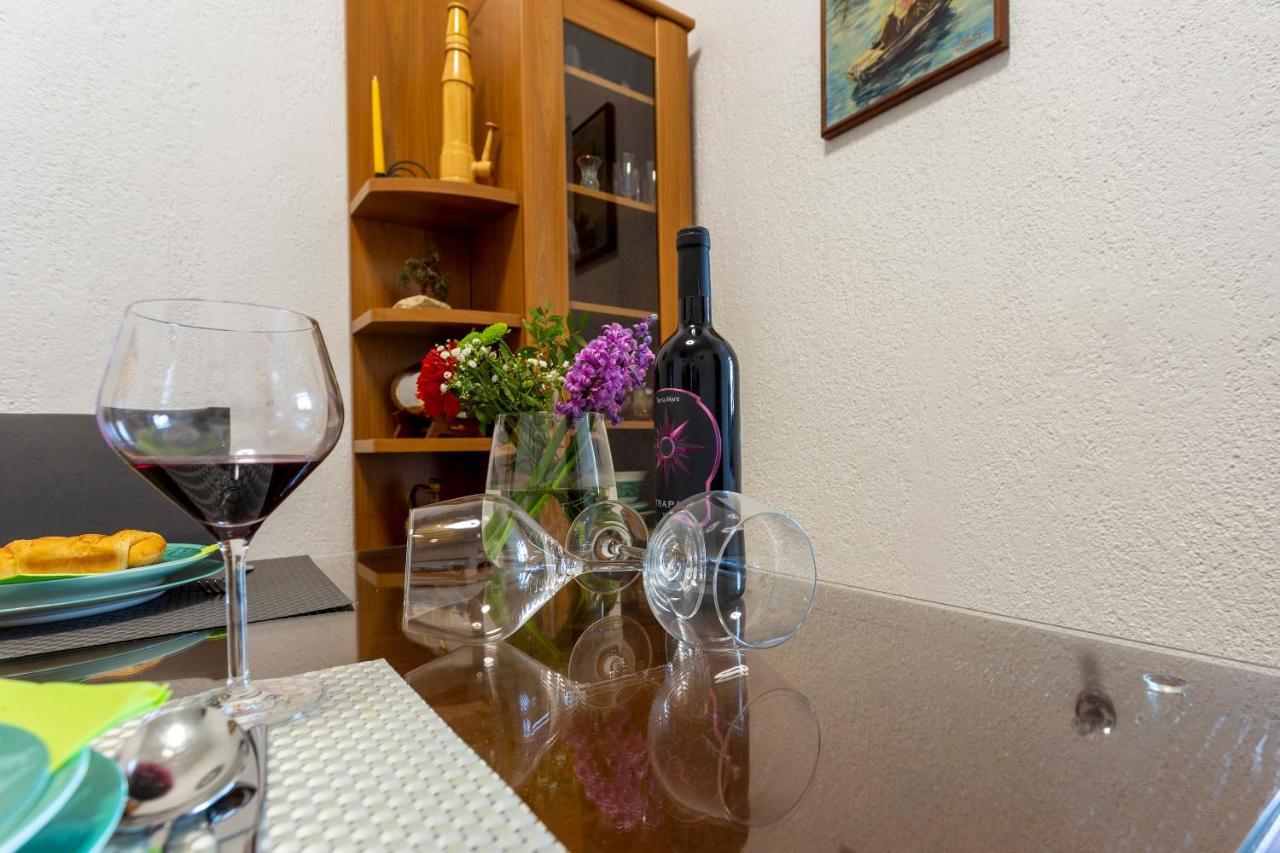 Apartman Lema Pula Exterior foto